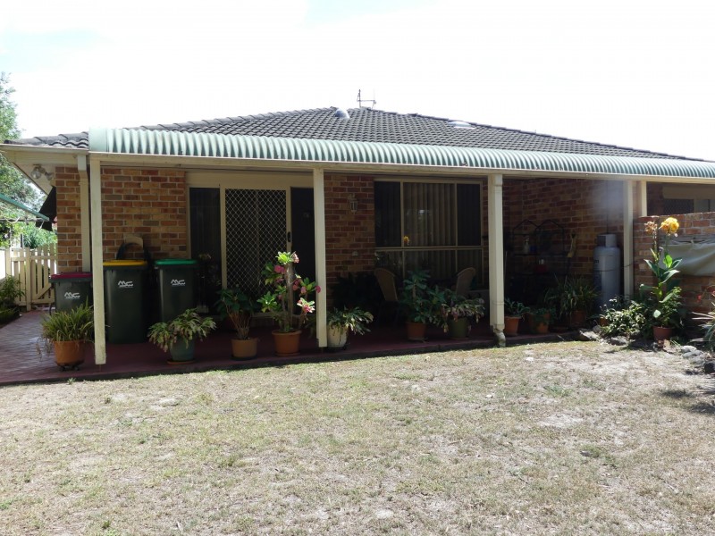 2/6 Lachlan Avenue, Tuncurry NSW 2428