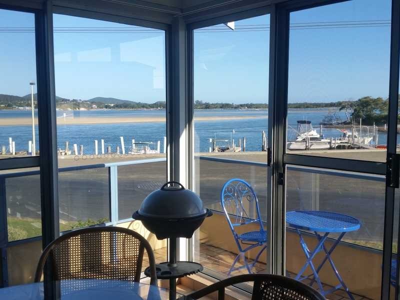 8/9 Point Road, Tuncurry NSW 2428