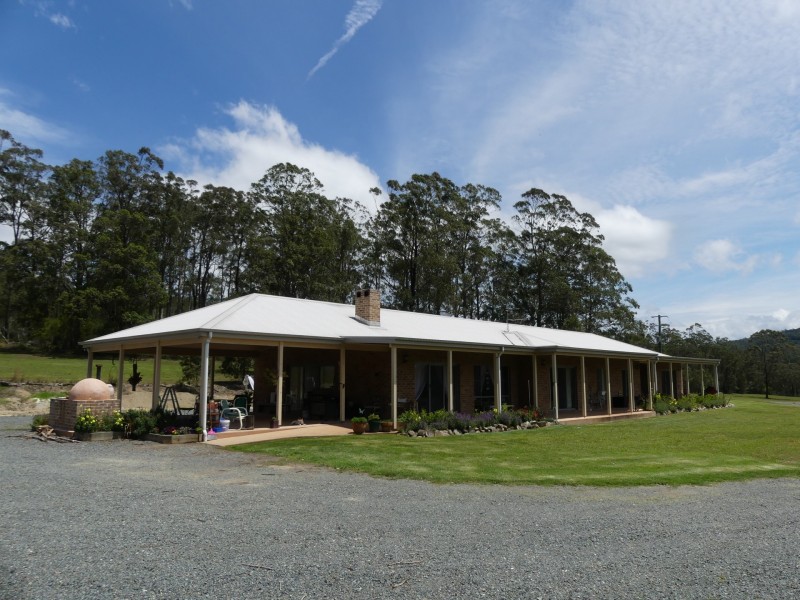 283 Locketts Crossing Road, Coolongolook NSW 2423