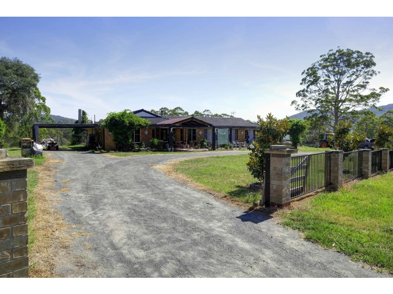 150 Kennedys Gap Road, Coolongolook NSW 2423