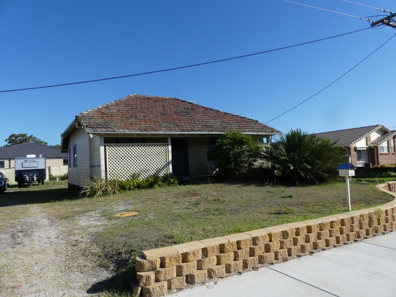 11 Kent Street, Tuncurry NSW 2428