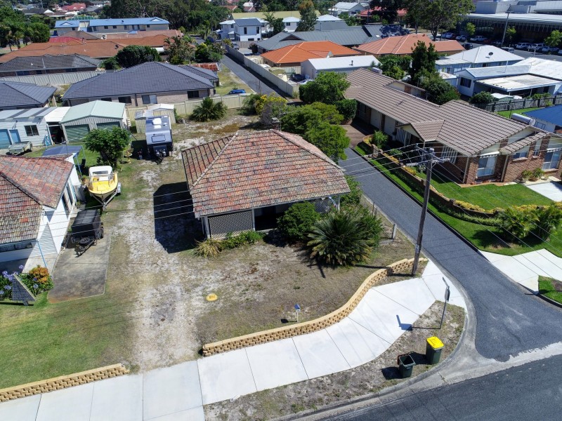 11 Kent Street, Tuncurry NSW 2428