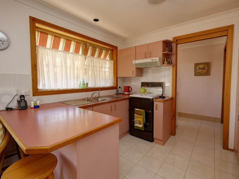 2/19 Woodward Street, Tuncurry NSW 2428