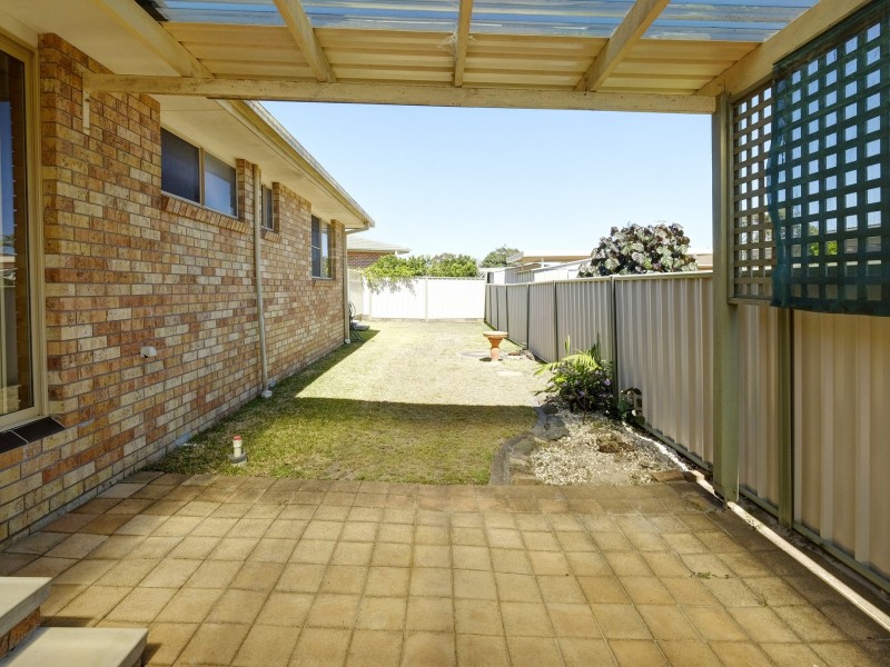 2/19 Woodward Street, Tuncurry NSW 2428