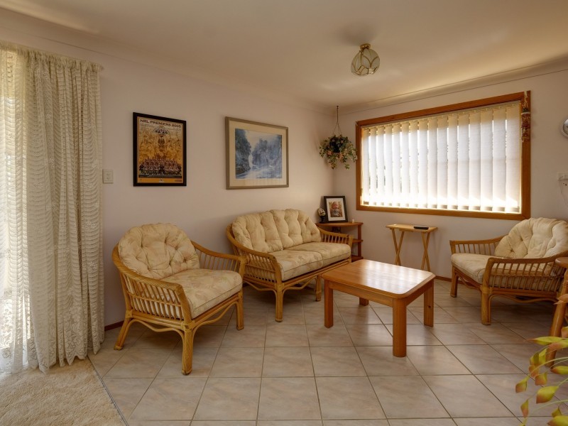 2/19 Woodward Street, Tuncurry NSW 2428