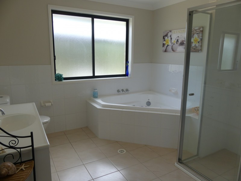 6 Laurina Drive, Darawank NSW 2428