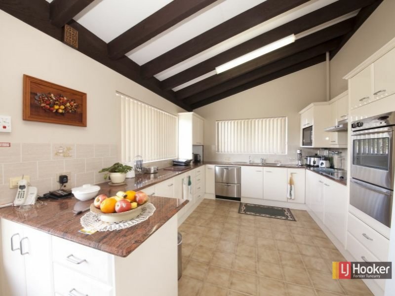 66 Taree Street, Tuncurry NSW 2428