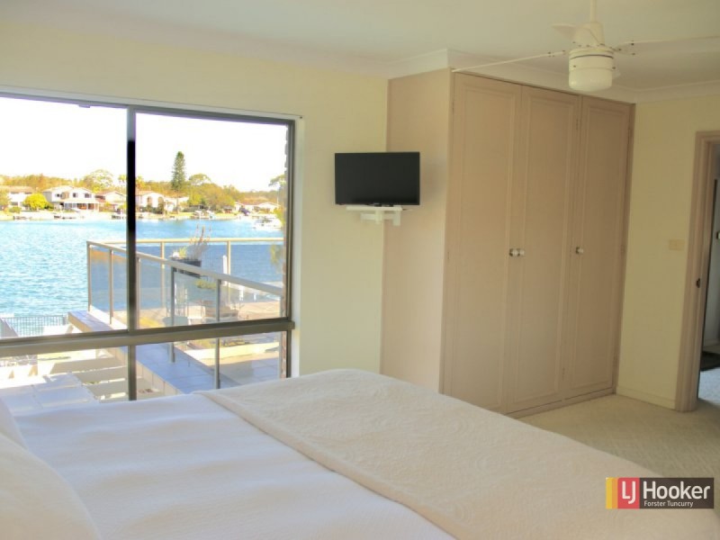 66 Taree Street, Tuncurry NSW 2428