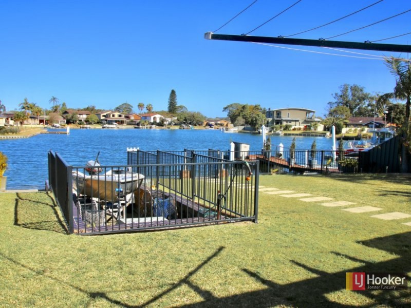 66 Taree Street, Tuncurry NSW 2428