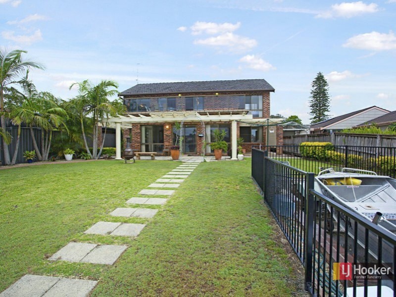 66 Taree Street, Tuncurry NSW 2428