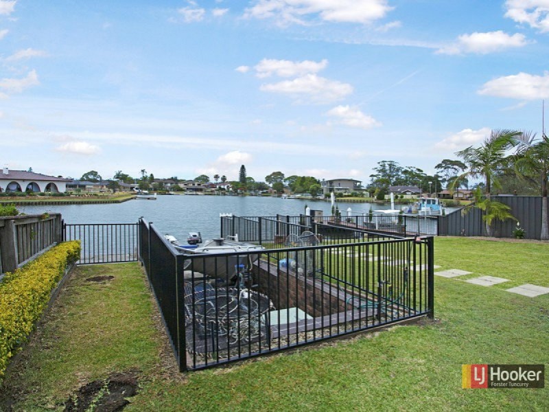 66 Taree Street, Tuncurry NSW 2428