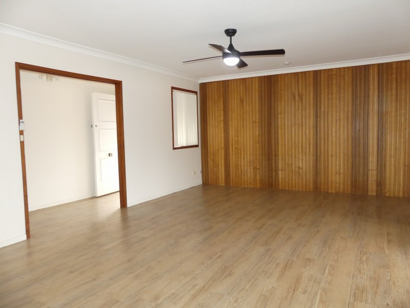 34 South St, Tuncurry NSW 2428