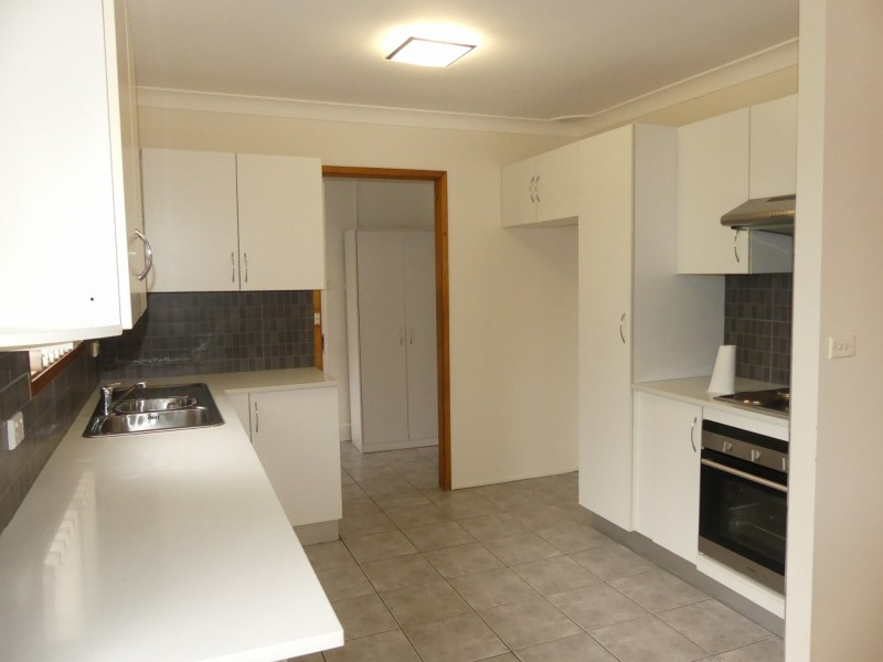 34 South St, Tuncurry NSW 2428