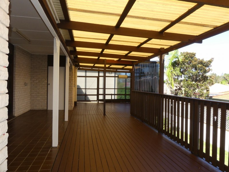 34 South St, Tuncurry NSW 2428