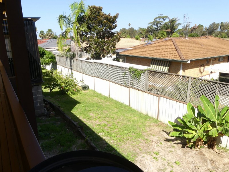 34 South St, Tuncurry NSW 2428