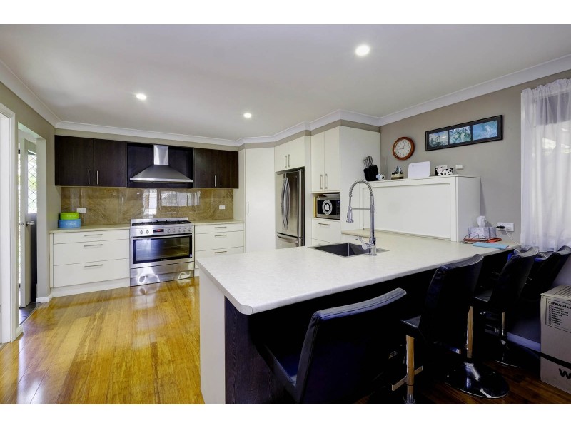 32 Kennewell Parade, Tuncurry NSW 2428