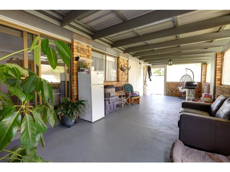 32 Kennewell Parade, Tuncurry NSW 2428
