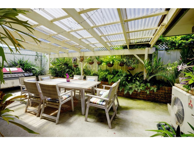 2/120 The Southern Parkway, Forster NSW 2428