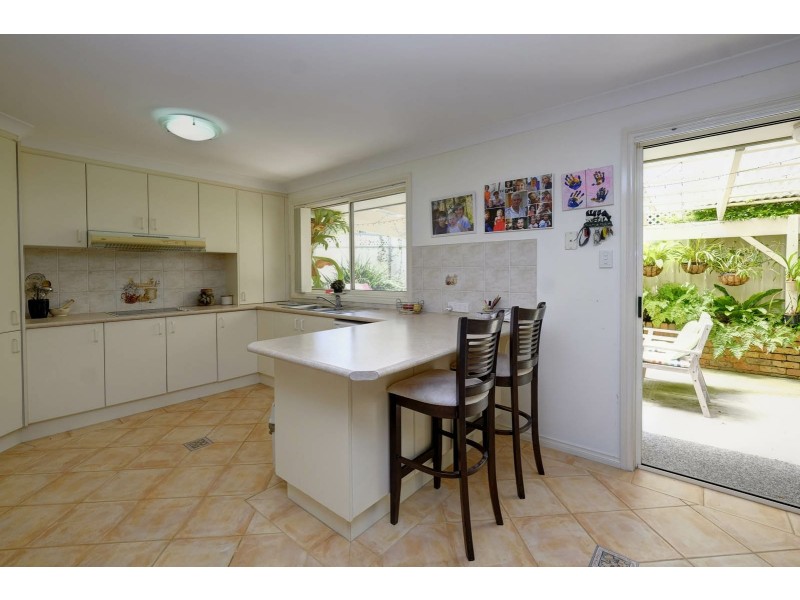 2/120 The Southern Parkway, Forster NSW 2428