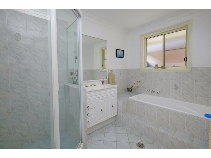 2/120 The Southern Parkway, Forster NSW 2428