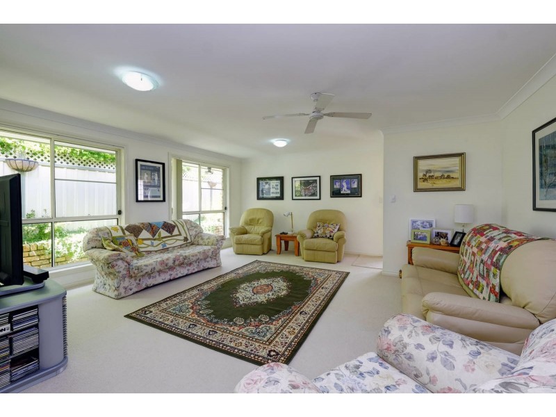 2/120 The Southern Parkway, Forster NSW 2428