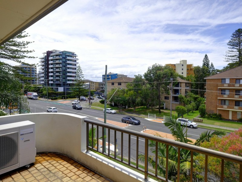 11/26-28 Head Street, Forster NSW 2428