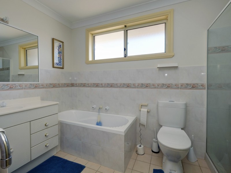 1/6A Wallamba Close, Tuncurry NSW 2428