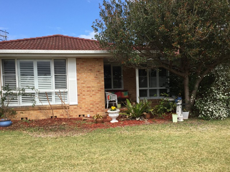 1 Colin Place, Forster NSW 2428