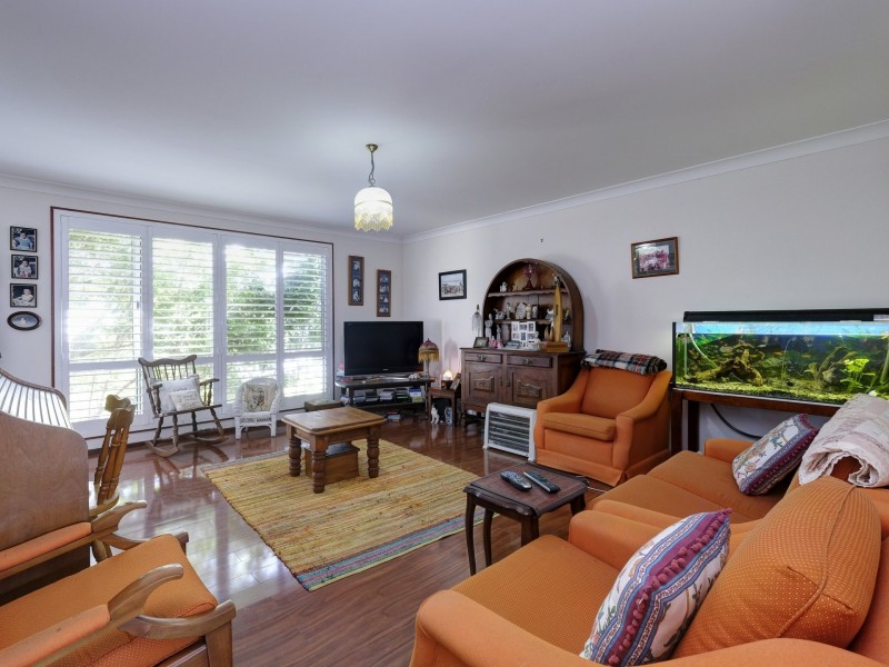 1 Colin Place, Forster NSW 2428