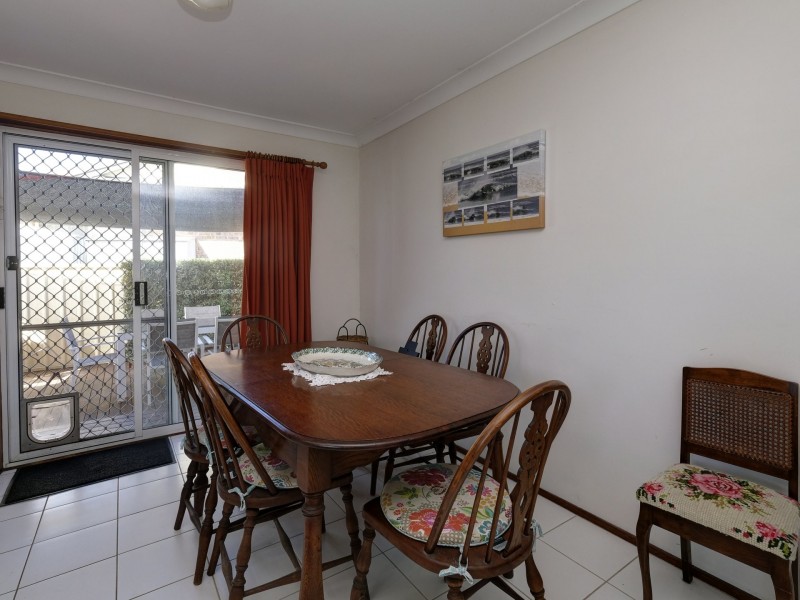 1 Colin Place, Forster NSW 2428