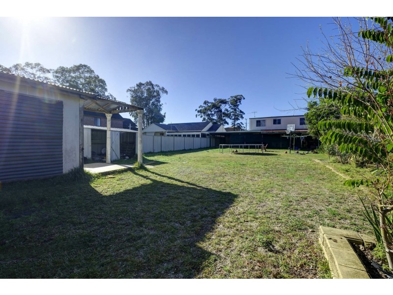 28 Tuncurry Street, Tuncurry NSW 2428