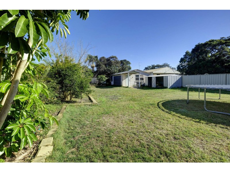 28 Tuncurry Street, Tuncurry NSW 2428