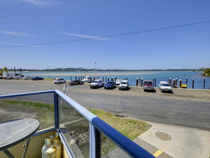 Unit 14/9 Point Road, Tuncurry NSW 2428