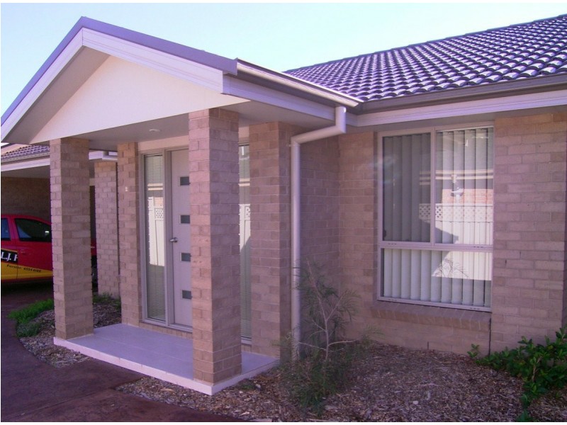 Unit 2/4 Pioneer Drive, Forster NSW 2428