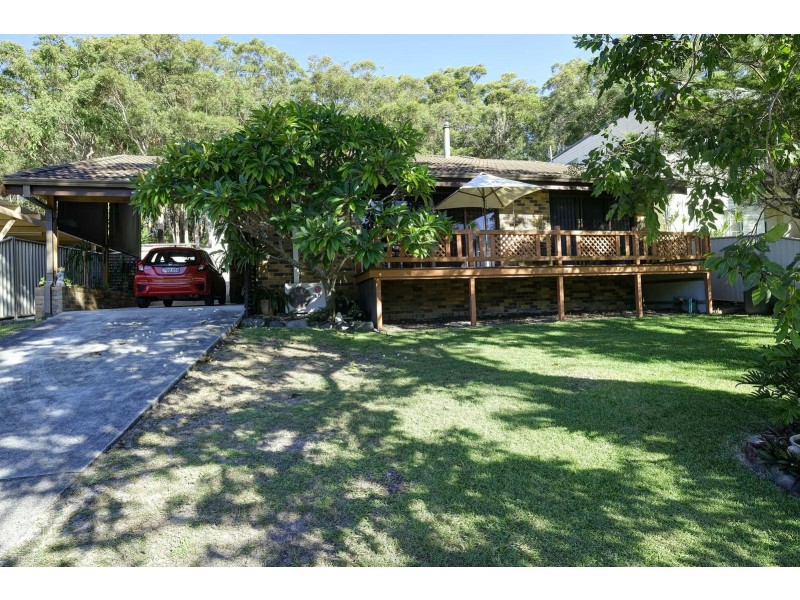 139 Green Point Drive, Green Point NSW 2428