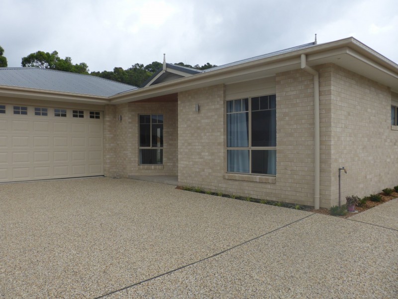 Villa 2/16 Carinda Place, Forster NSW 2428