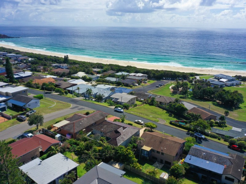 39 Palm Road, Forster NSW 2428