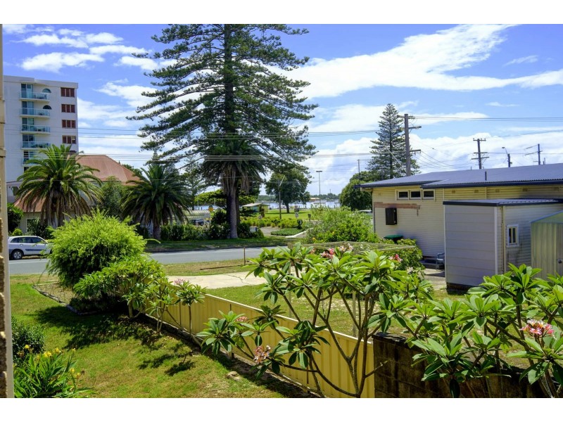 Unit 9/2-6 Taree Street, Tuncurry NSW 2428