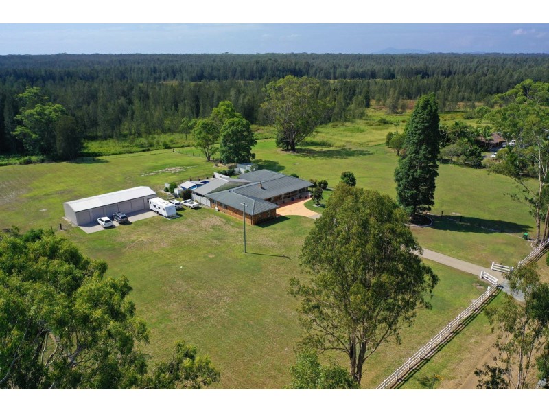 67 Oakview Drive, Hallidays Point NSW 2430