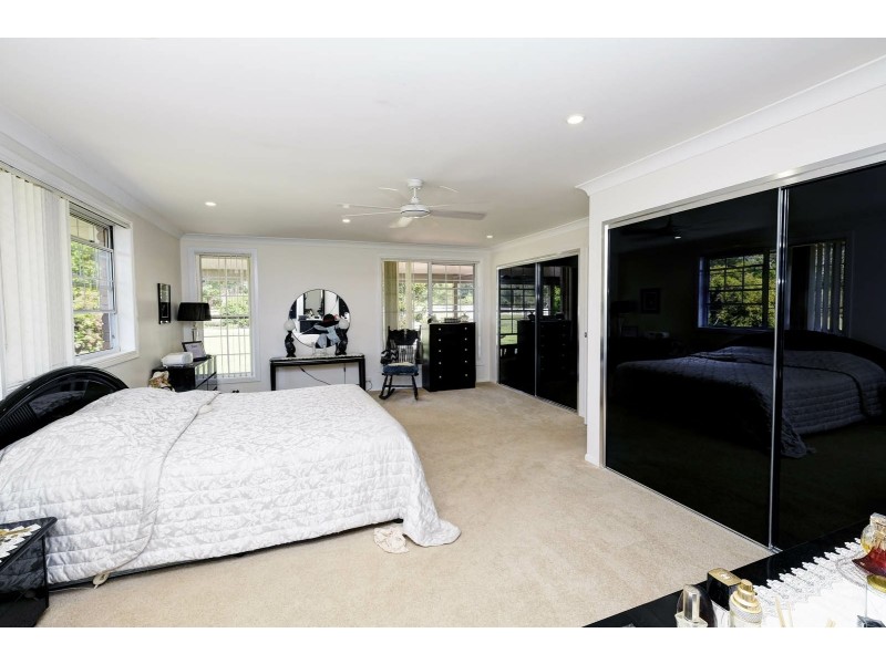 67 Oakview Drive, Hallidays Point NSW 2430