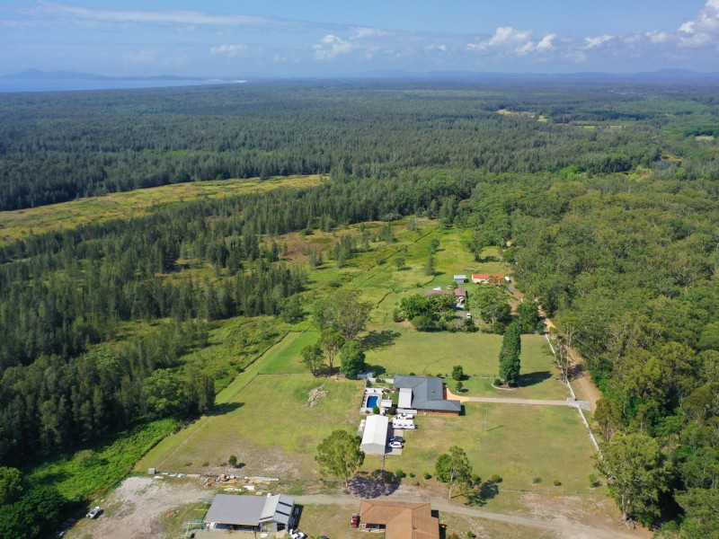 67 Oakview Drive, Hallidays Point NSW 2430