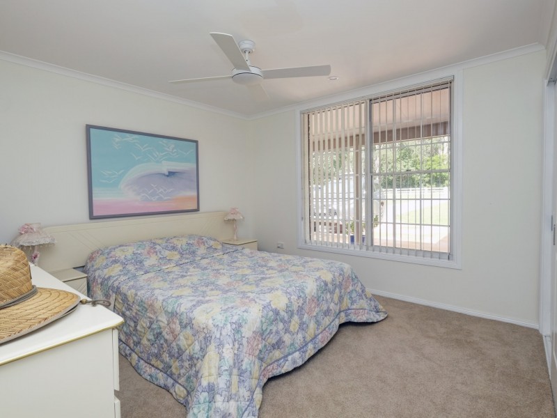 67 Oakview Drive, Hallidays Point NSW 2430