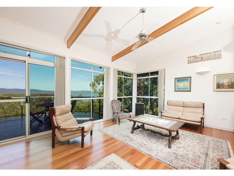 51 Green Point Drive, Green Point NSW 2428