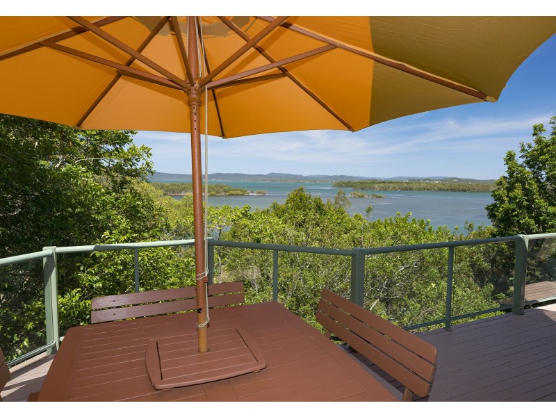 51 Green Point Drive, Green Point NSW 2428