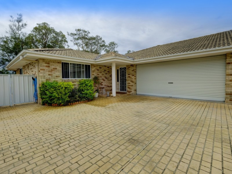 2/56 Amanda Crescent, Forster NSW 2428
