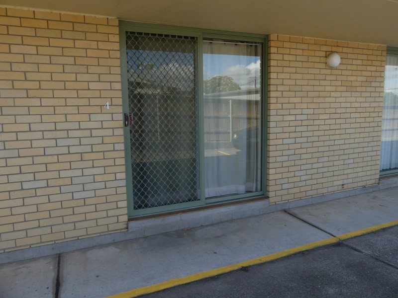 Unit 4/5 Lake St, Forster NSW 2428