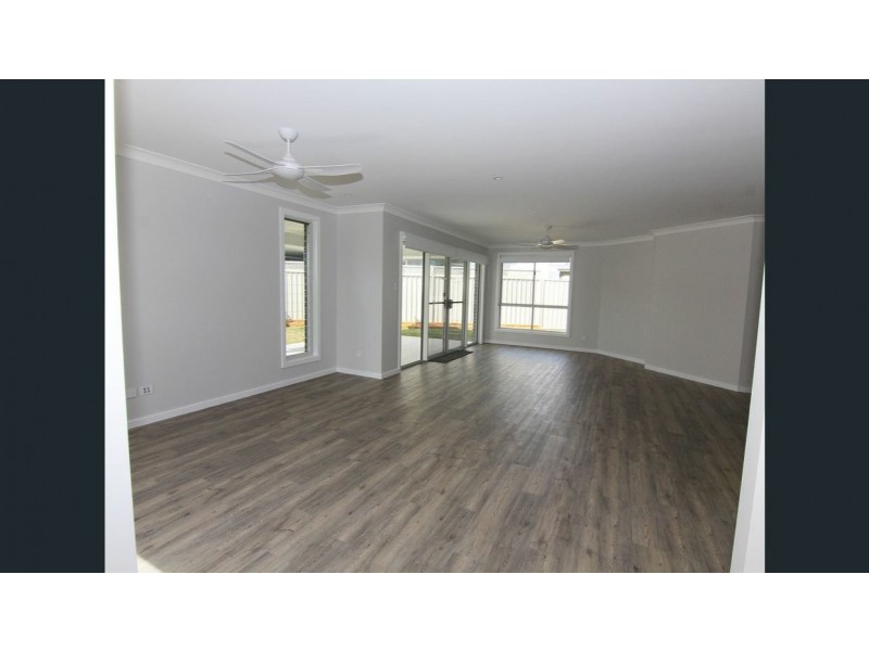 7 Colleena Place, Tuncurry NSW 2428