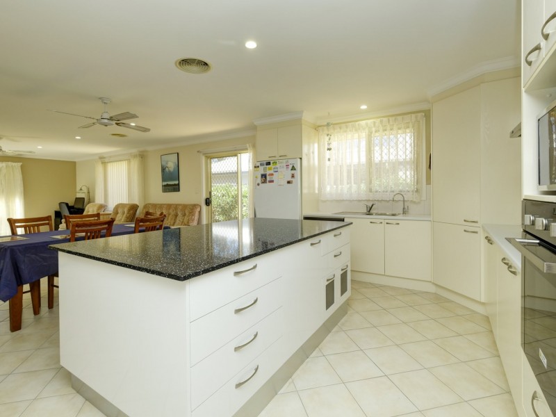 19 Nuwarra Circuit, Forster NSW 2428