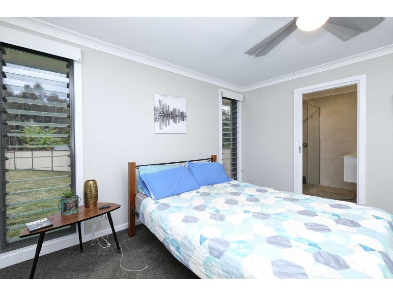 1 Feutrill Close, Black Head NSW 2430