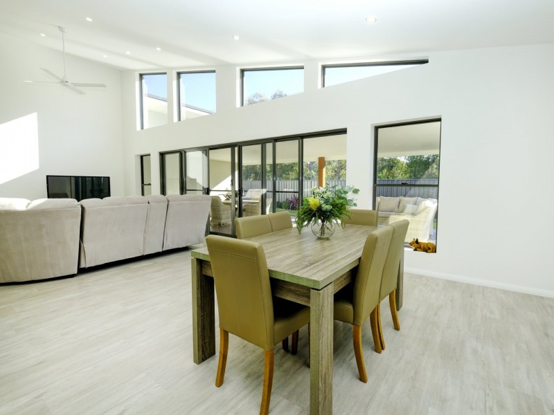 15 Hillside Terrace, Black Head NSW 2430